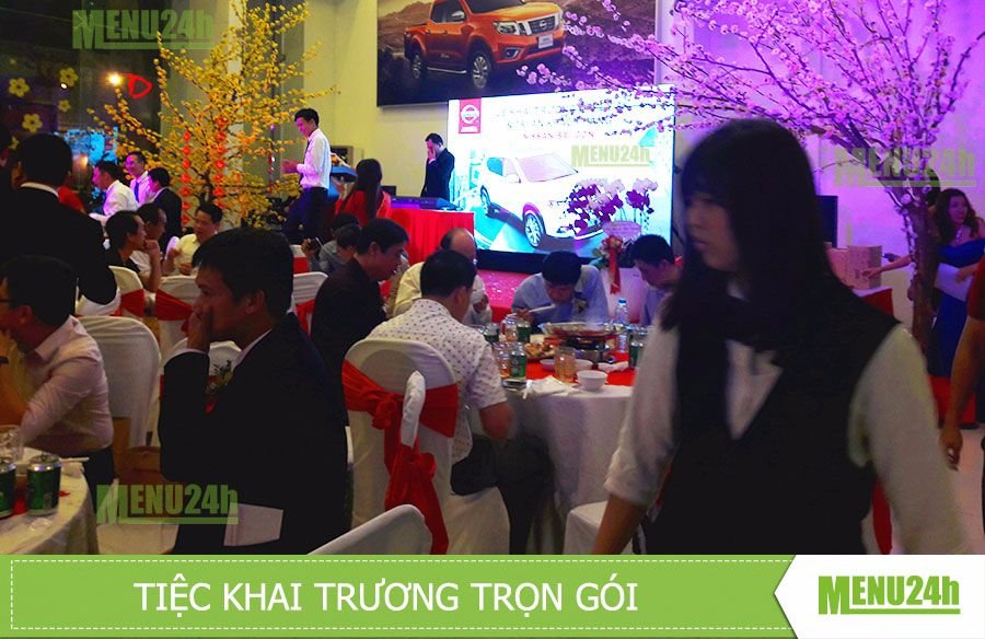 tiệc sự kiện khai trương Nissan Quận 10