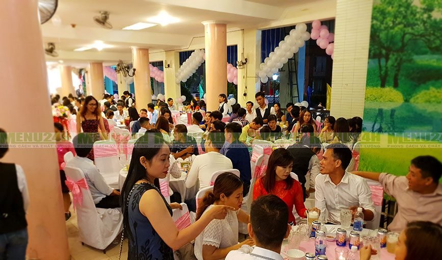 Trọng Ân - Tổ chức tiệc cưới trọn gói tại TTVH Phú Nhuận
