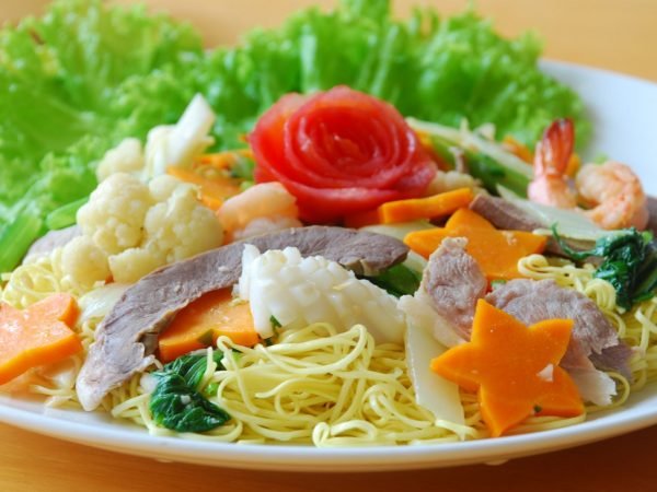 Bún gạo xào bát bửu